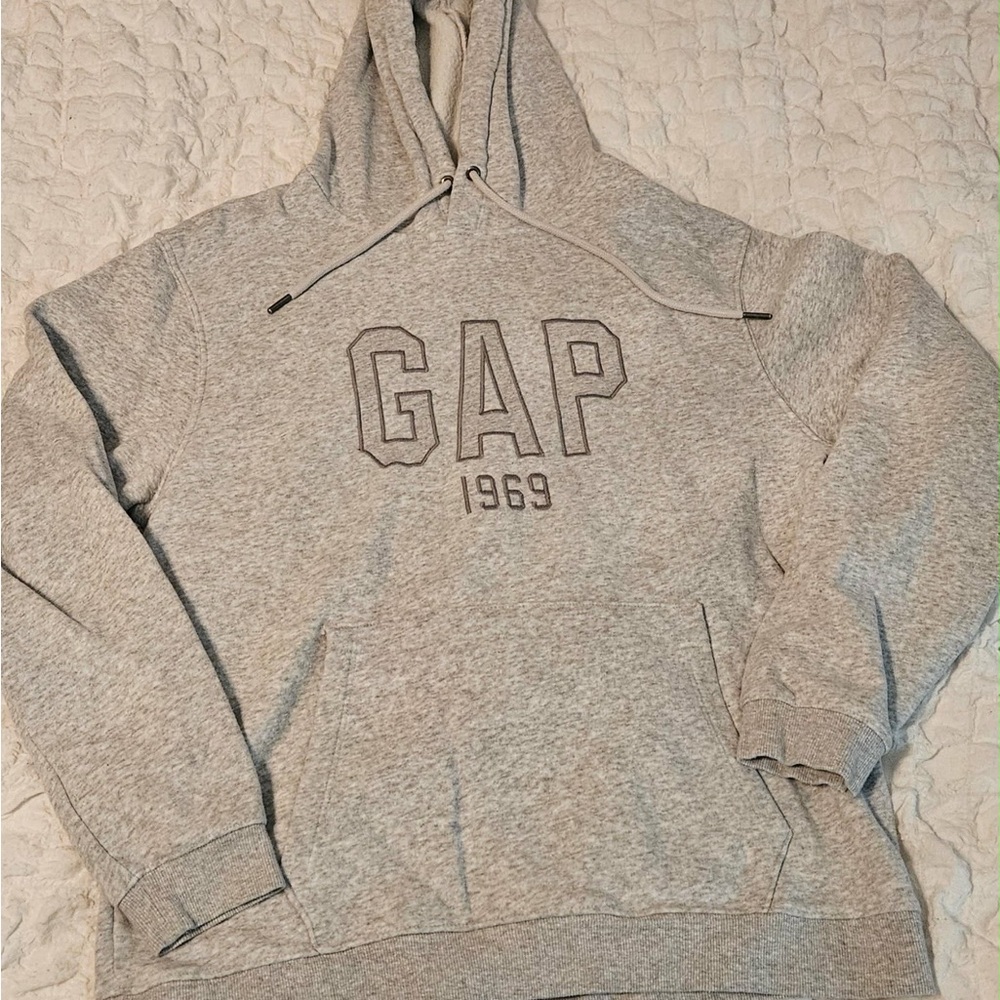 GAP Heather Gray Pullover Hoodie